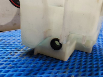 Бачок омывателя