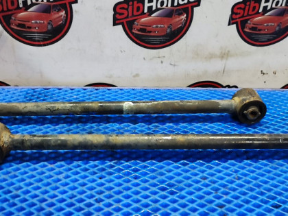 Рычаги задние