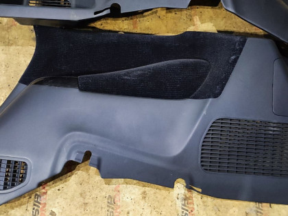 Обшивка багажника