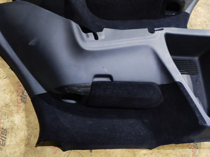 Обшивка багажника