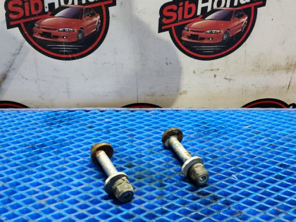 Болты развальные задние