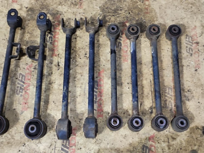 Рычаги задние