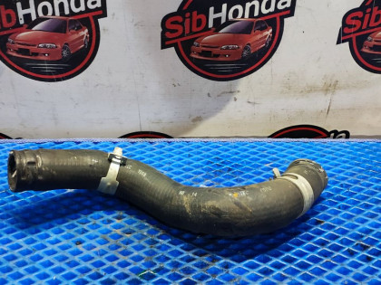 Патрубок радиатора