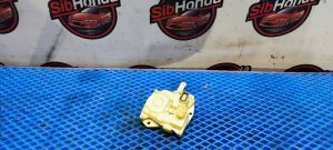Электропривод замка Передний правый 72115-S84-A11 HONDA ACCORD