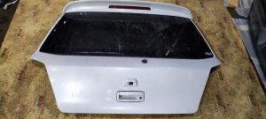 Пятая дверь MR954463 MITSUBISHI AIRTREK