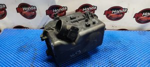 Корпус воздушного фильтра 17700-28160 TOYOTA CAMRY